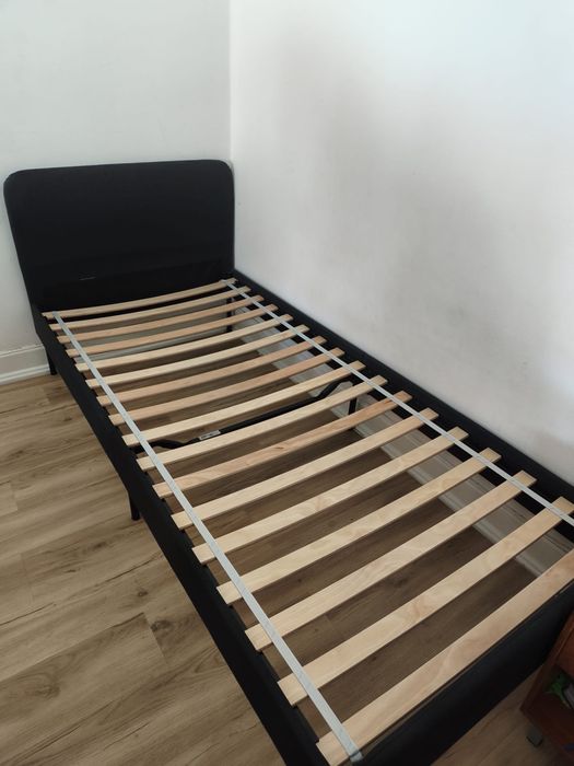 Cama Solteiro IKEA