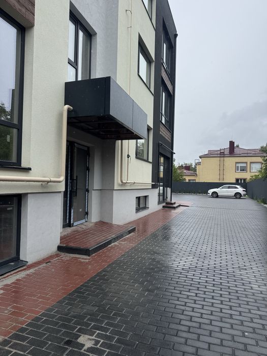 Сучасна квартира-студія в новому клубному будинку