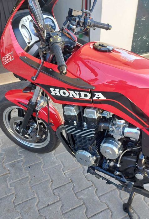 HONDA CBX 750 F - 1987 - contacto 916937359
