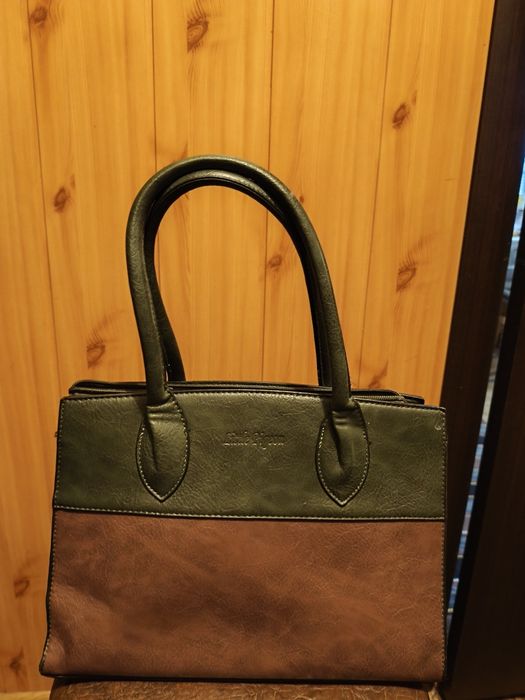 Продам жіночу сумку екошкіра