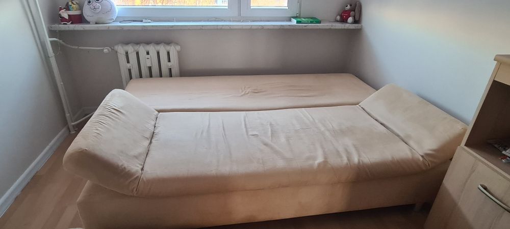 Jasna kanapa używana