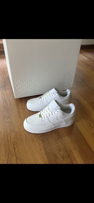 Air Force 1 Białe 37.5