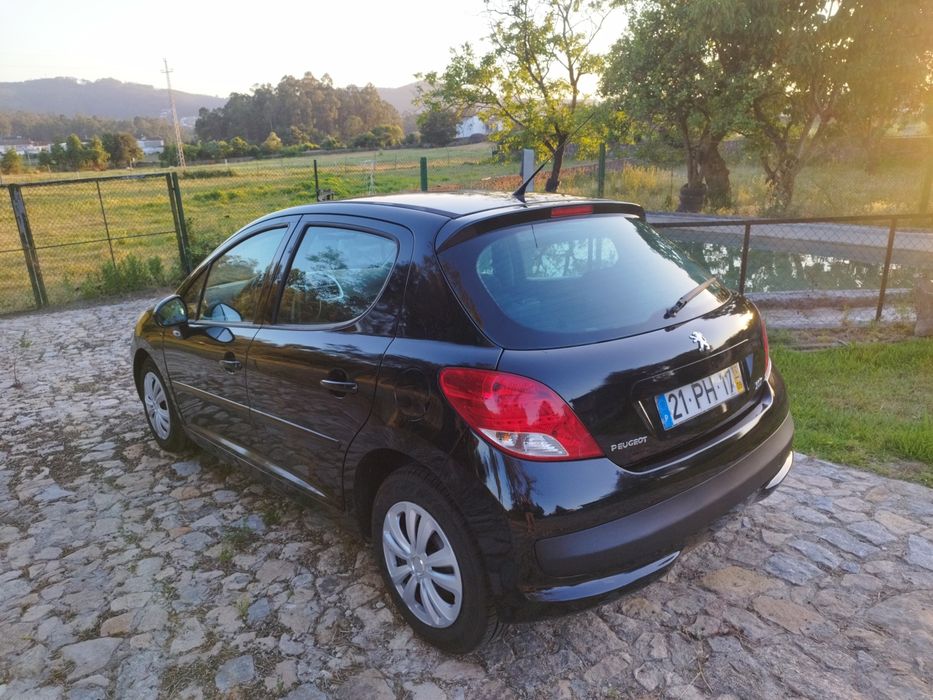 Peugeot 207 excelente estado de conservação analiso retoma