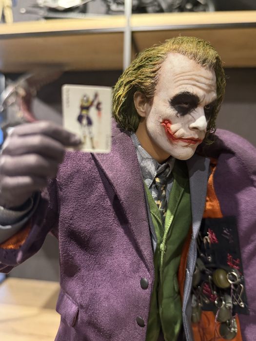 Joker Queen Studios figurka Batman artisan Ledger