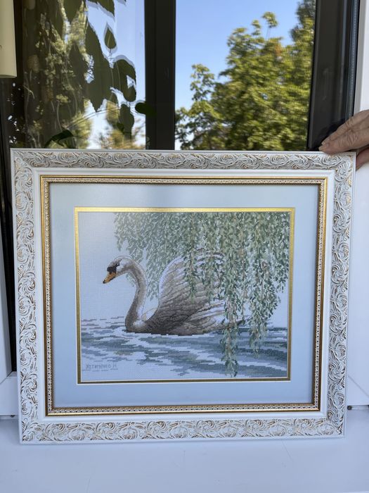 Вишита картина хрестиком на канві,ручна робота