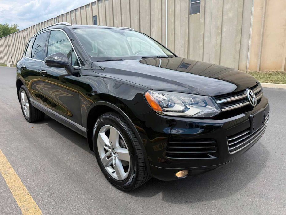 Volkswagen Touareg TDI Lux      2015