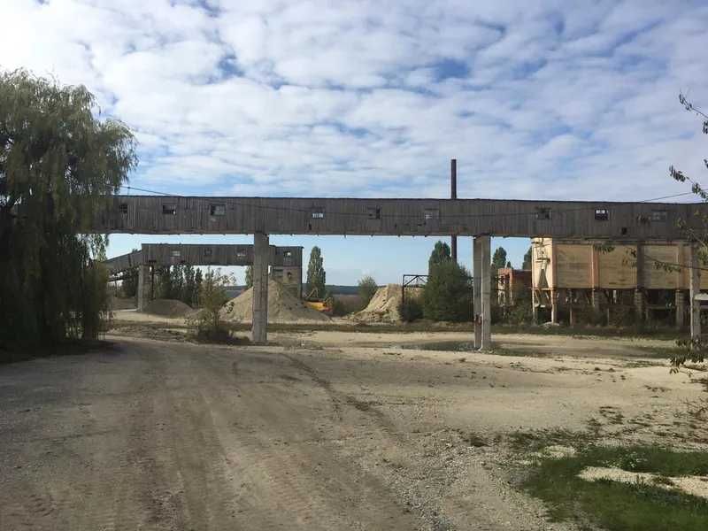 ПРОДАЖ - ЄМК ДП «Нігинський кар’єр»  15491,2 кв.м. м. Сахкамінь