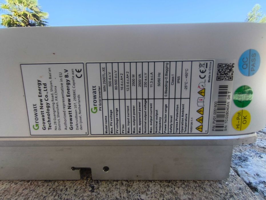 Inversor híbrido Growatt MIN 2500TL-XH