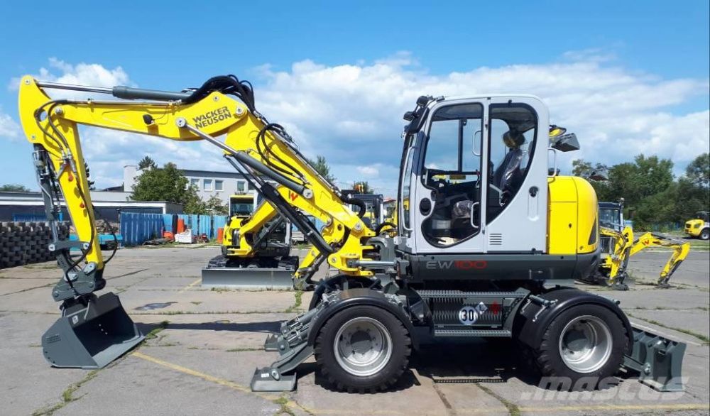 Usługi Koparka Koparko-ładowarka Ładowarka Wykopy Rozbiórki Niwelacja