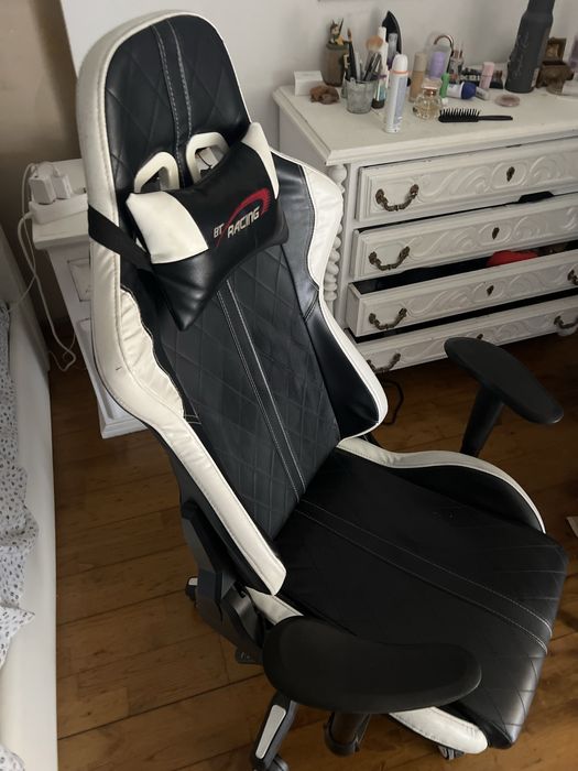 Cadeira gaming usada