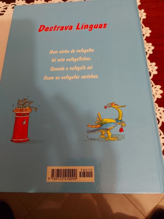 Livro "Destrava Línguas" p/ crianças do 1° Cliclo.