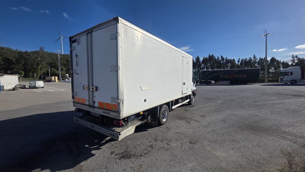 Mitsubishi Canter HD Frigorifica Plataforma Rectratil