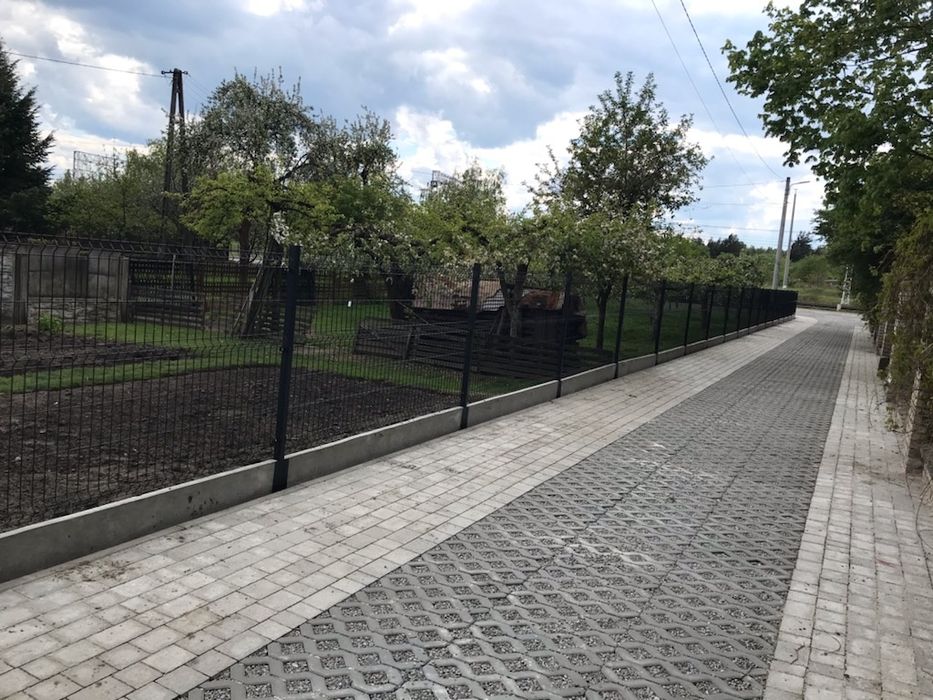 Kompleksowy montaż ogrodzeń i naprawa uszkodzonych ogrodzeń