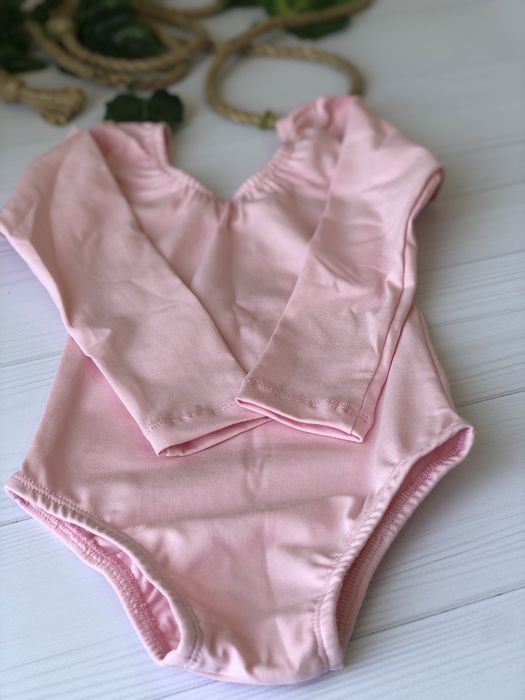 Купальник з довгим рукавом.  Для гімнастики, танців.  Відгуки на фото!