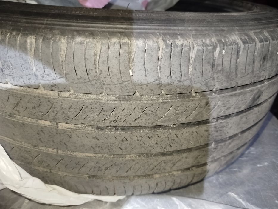 Michelin R19 245/45