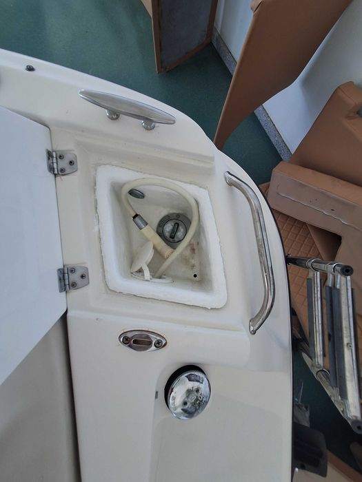 barco Regal bowrider com motor v6 mercruiser 230hp 4t. efi