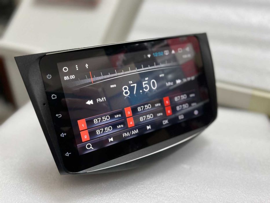 Купити магнітолу для Тойота Рав 4 (2007-2012) + HD камера в комплекті