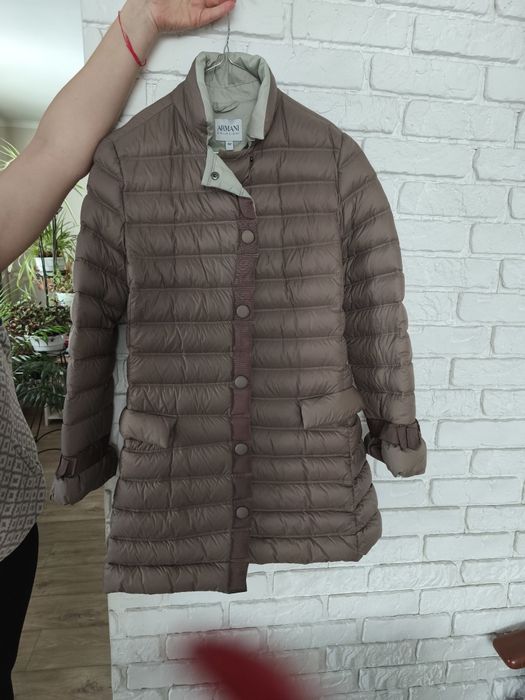 Пальто тепле Армані , вигляд ідеальний після хімчистки розмір 42