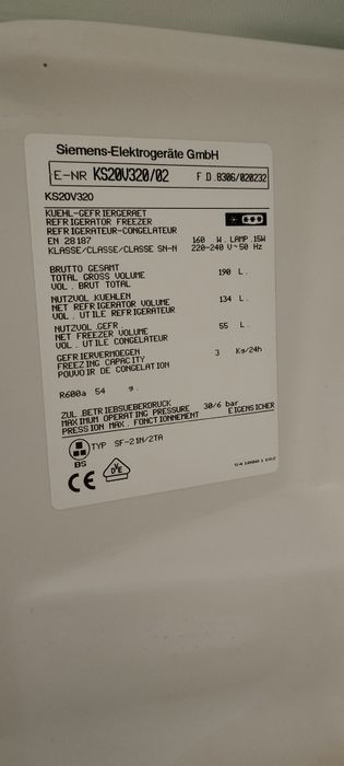 Холодильник Siemens