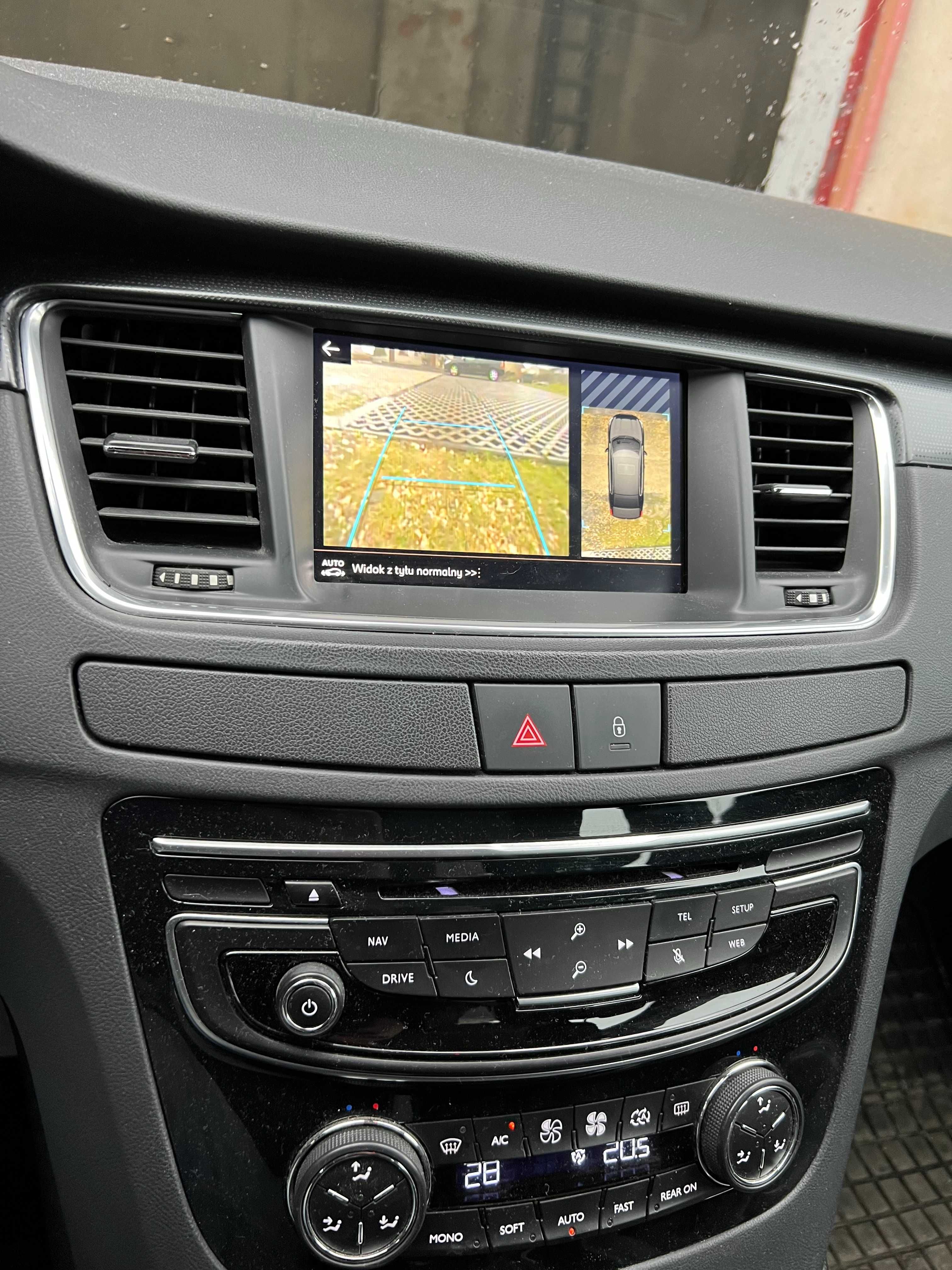 MONTAŻ RETROFIT Kamera cofania Visiopark 180 - Peugeot 508 I Koszalin ...