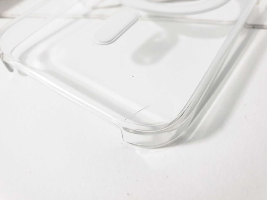 Etui Apple Clear Case z MagSafe do iPhone'a 14 Pro