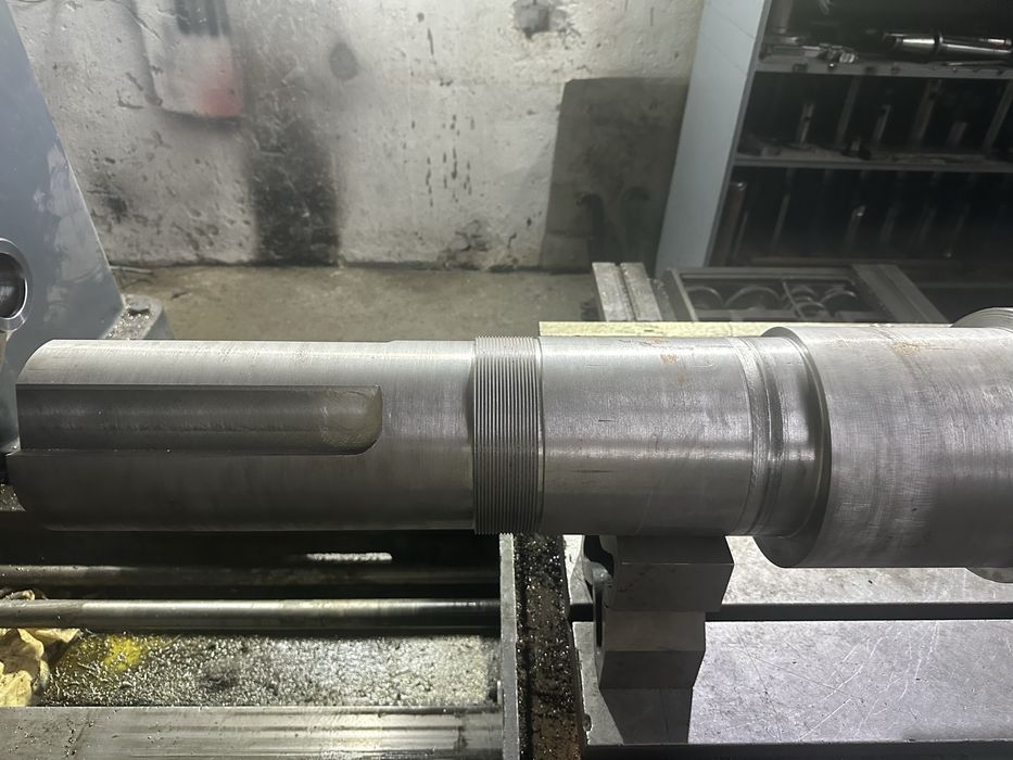 Вал ексцентриковий для щокової дробарки СМ-741