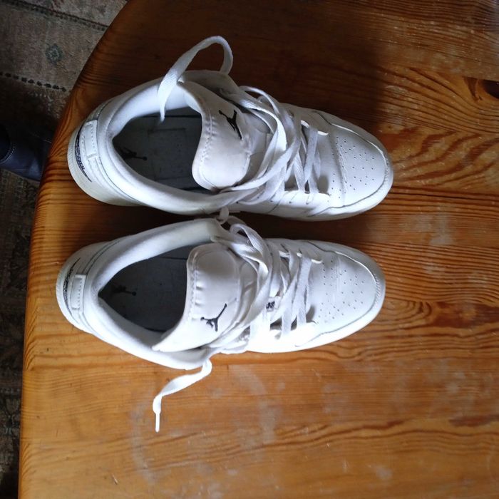 Air Jordan 1 Low stan b. dobry rozmiar 40 białe