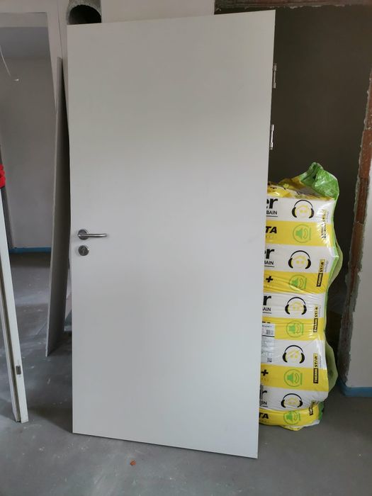 Drzwi białe z futryna 90 "gorąca oferta"