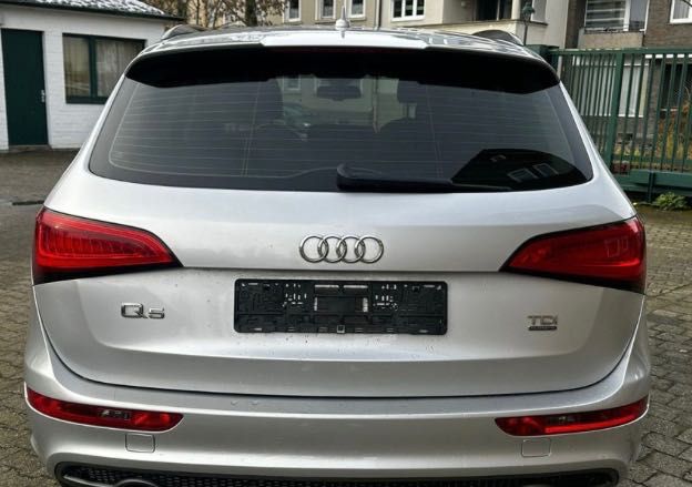 Audi Q5 8r lift lampy tylne lewa prawa Europa neon led igła komplet