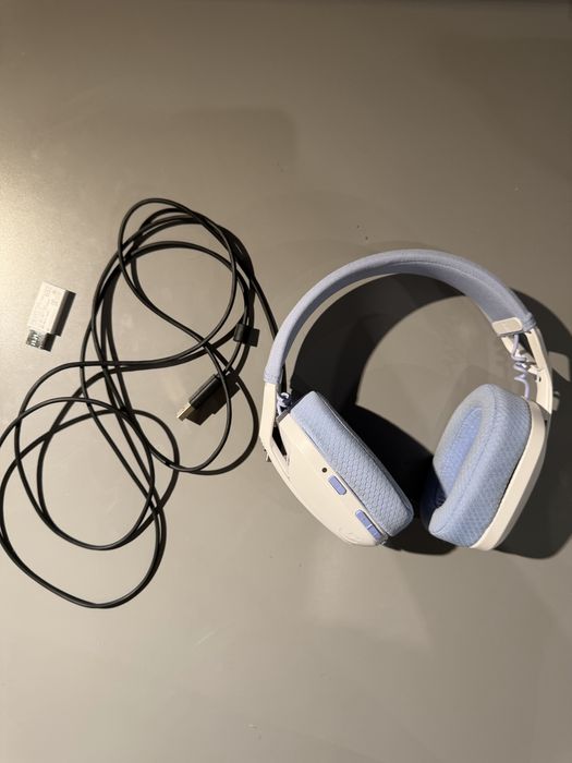 Навушники logitech g435