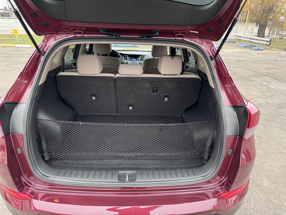 Hyundai Tucson JM, 2017. року.