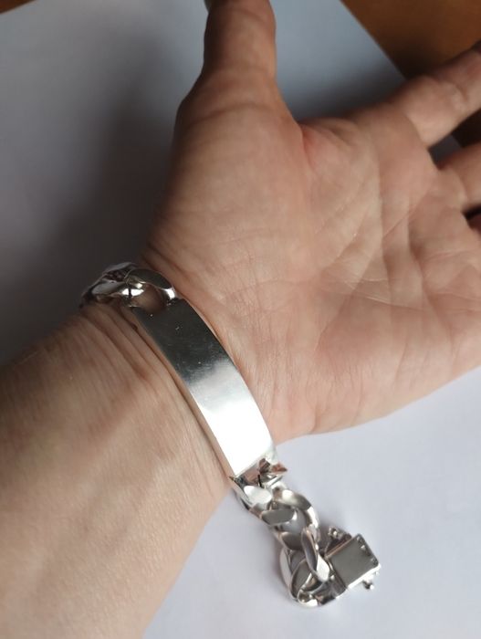 Bransoletka srebrna w próbie 925, długości 21,5 cm