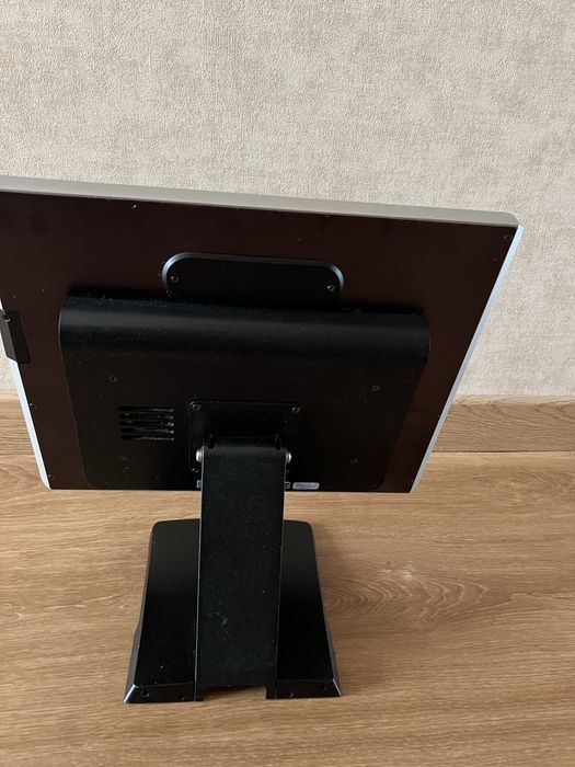 POS Carisma 2 birch - 4GB Ram- 120gb SSD- Win10