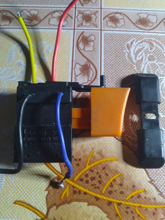 Кнопка для шурика Henkel