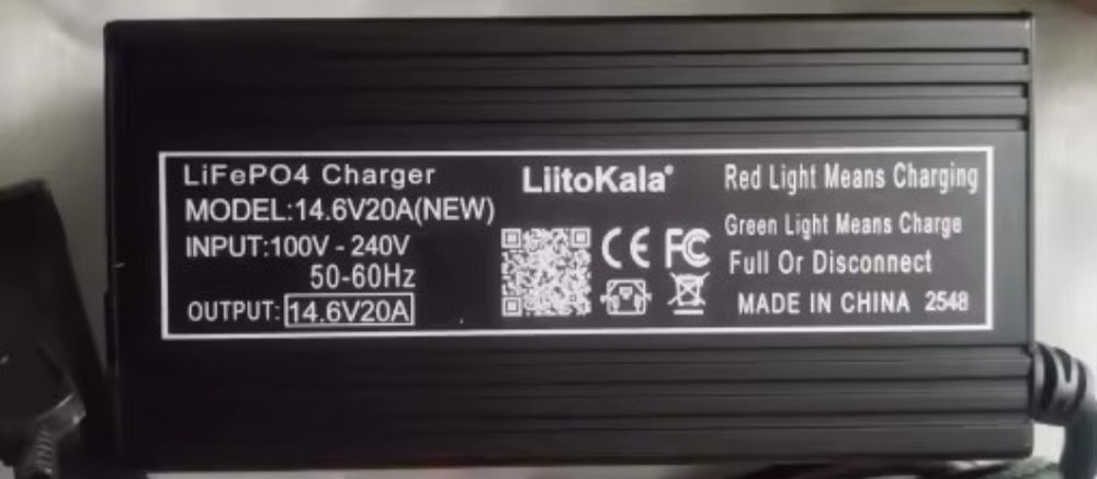 Зарядний пристрій для акумуляторів LiFePO4  14.6V 20A 4S LiitoKala