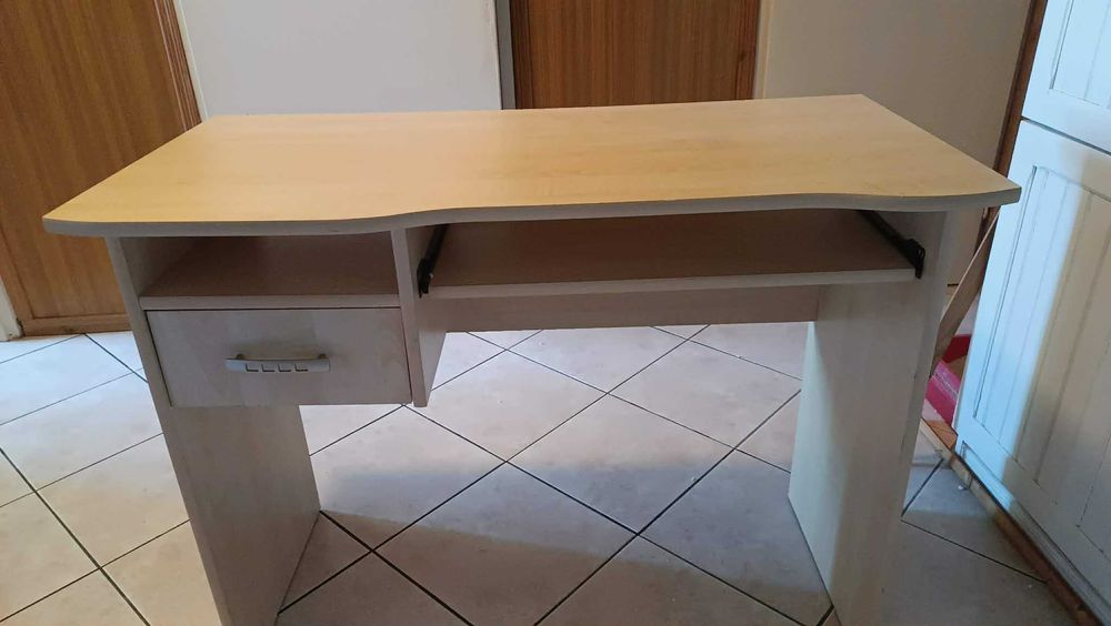 Biurko Stan bardzo dobry SPRZEDAM