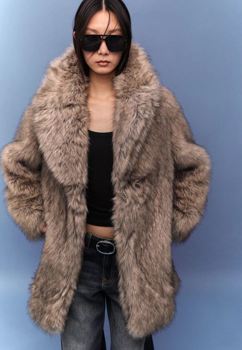 Стильна еко шуба stradivarius XS нова