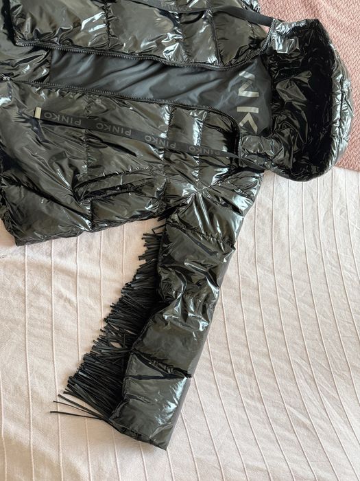Kurtka zimowa PINKO GLOSSY z frędzlami S