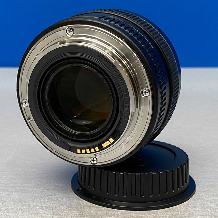 Canon EF 50mm f/1.4 USM