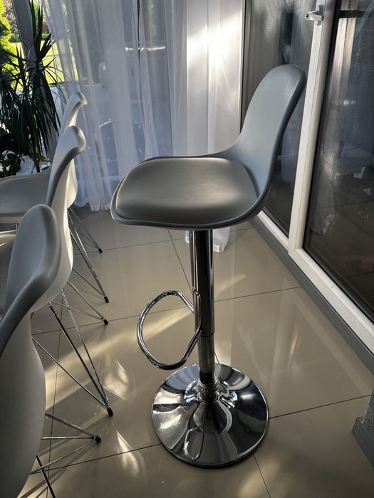Krzeslo barowe Hoker