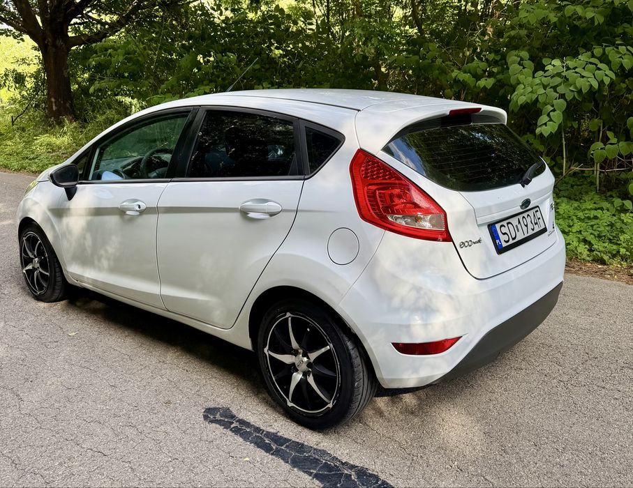 Ford Fiesta Mk7 1.6 diesel 2009r stan bardzo dobry możliwy transport