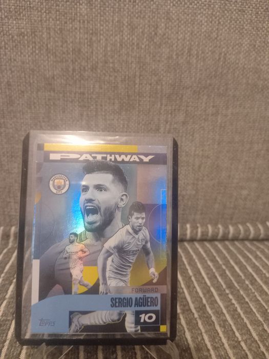 Topps team set 2024-2025 manchester city sergio aguero pathway case hit