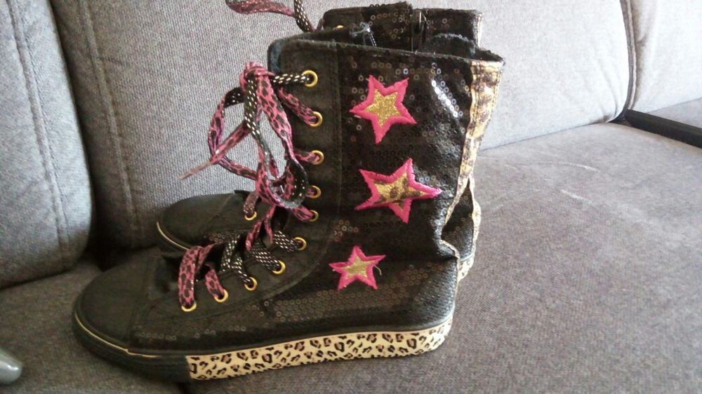 Piękne trapery w gwiazdki