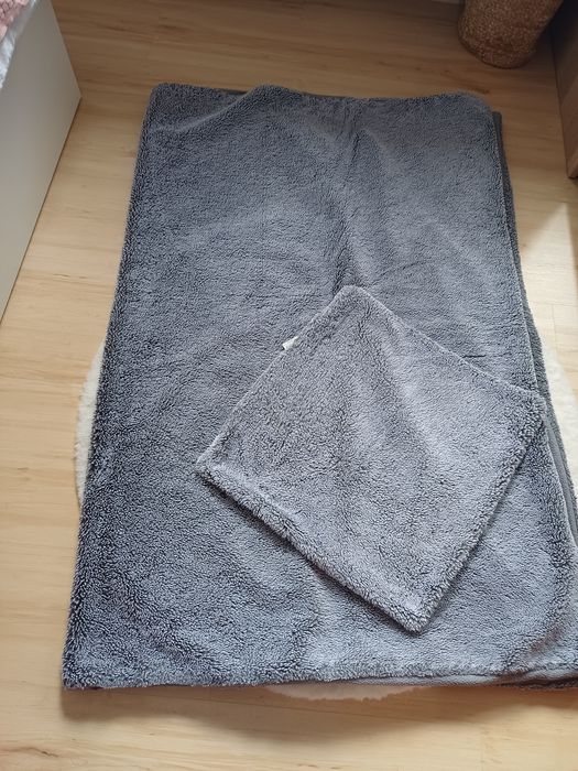 Koc narzuta i poszewka na poduszkę Homla