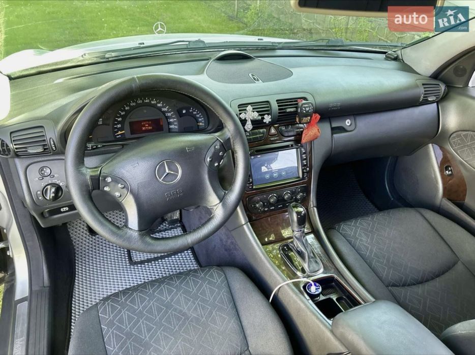 Mercedes-Benz C-Class w203