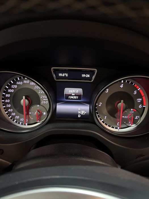 Mercedes GLA 180d Urban Night Packet