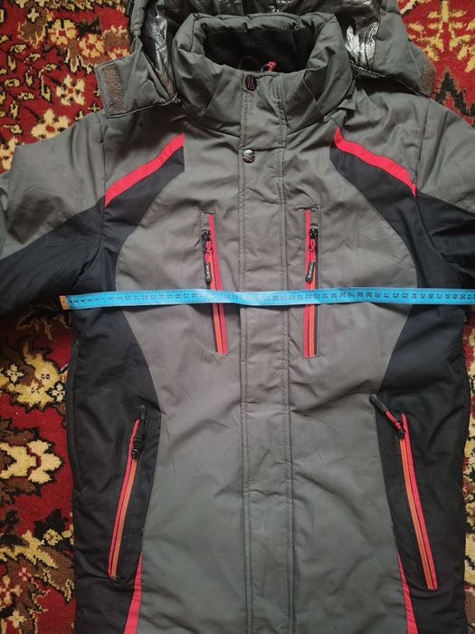 Куртка зимова на мембрані