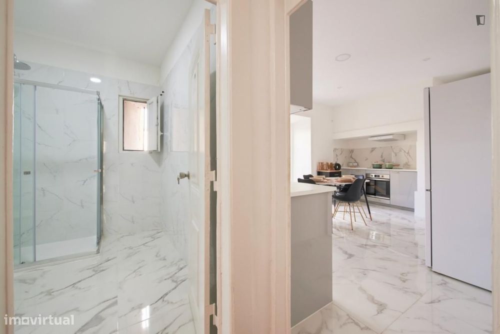 Quarto - localizado em Chiado Lisbon
