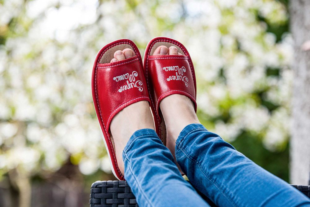 Buty damskie kapcie pantofle SUPER MAMA na prezent NOWO