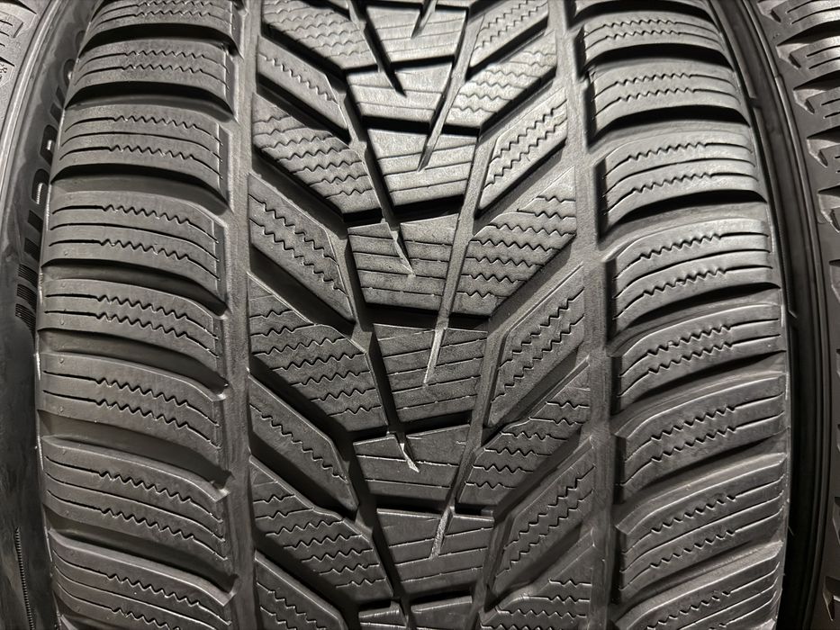 245/45 275/40 r 19 Hankook